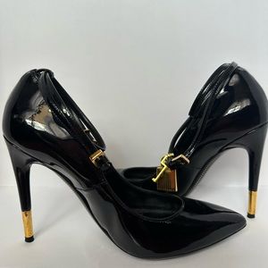 Tom Ford Padlock Black Patent Leather Heels Size 38